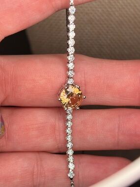 Elegant Yellow-Gold Center Tennis Bracelet - adjustable